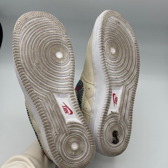 Nike Sneakers - Women’s 10 - Picture 6 of 6